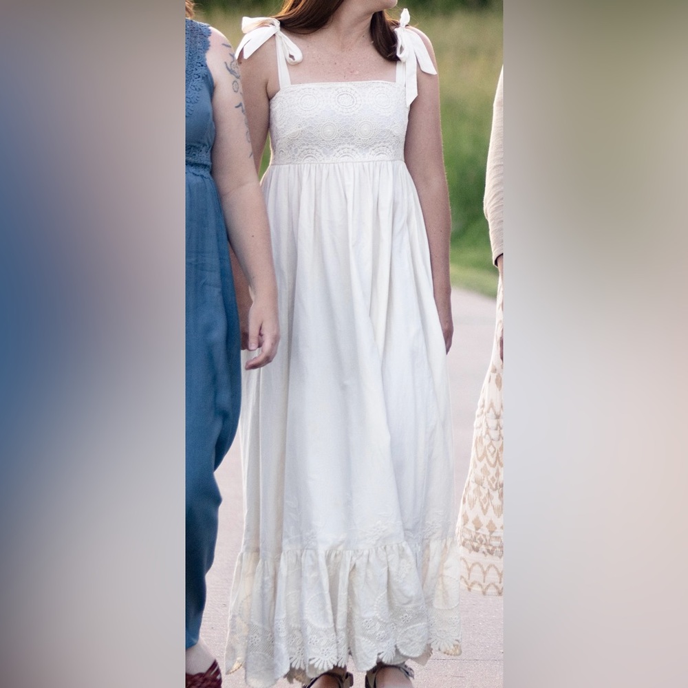 Elestory Antique Lace Dress